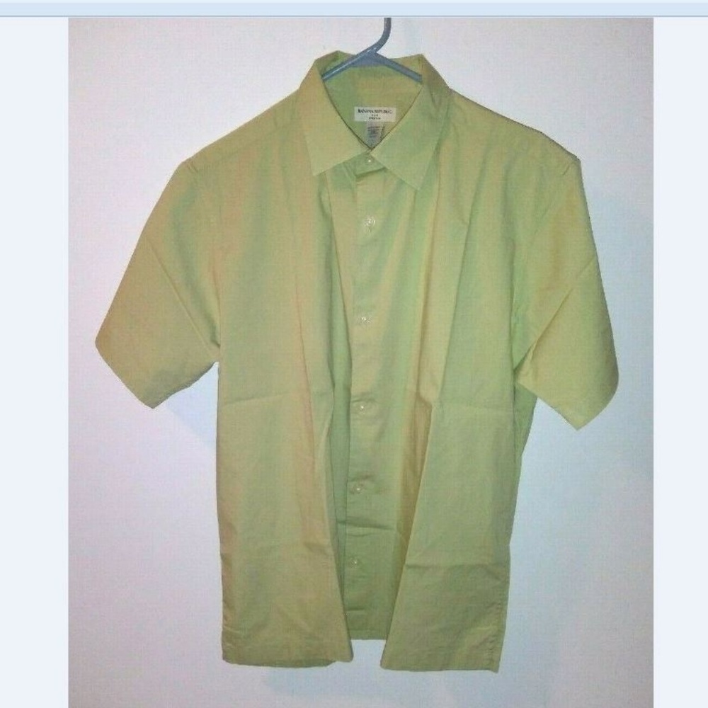 BANANA REPUBLIC MENS SHIRT Short sleeves light green Sz L button up stretch EUC